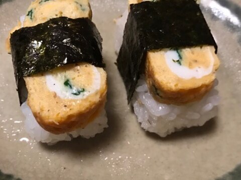 青じそ入り卵焼きの握り寿司